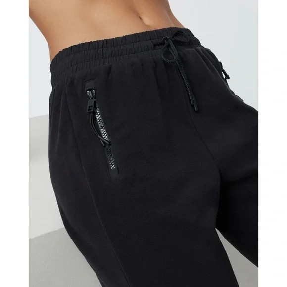 NWT Vuori Aspen Polartec Fleece Joggers #VW4114 Black Sz XS - Picture 3 of 12